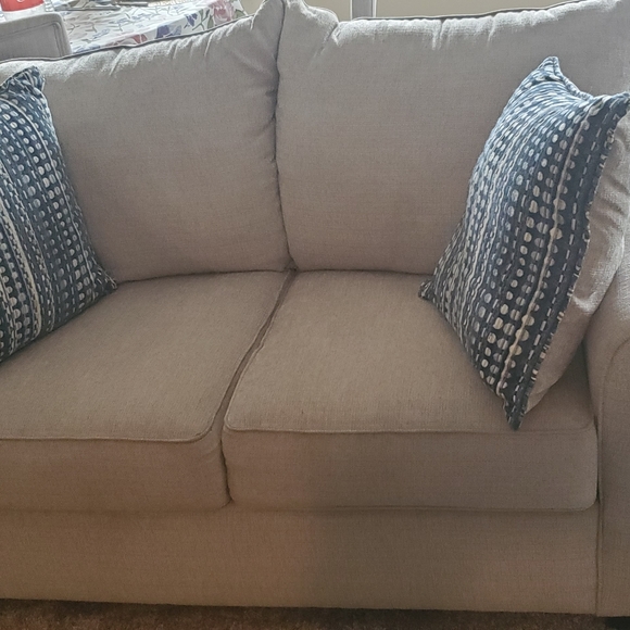 Other Complete Living Room And Bedroom Set 2months Old Poshmark